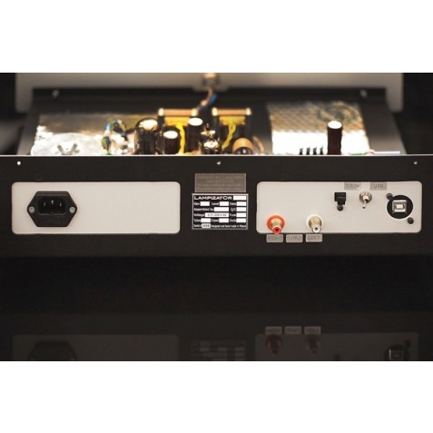 LampizatOr-LampizatOr Amber 3 Noir Plus Control Volume-00
