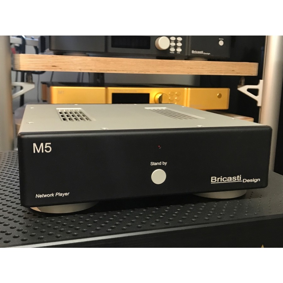 BRICASTI M5 lecteur reseau