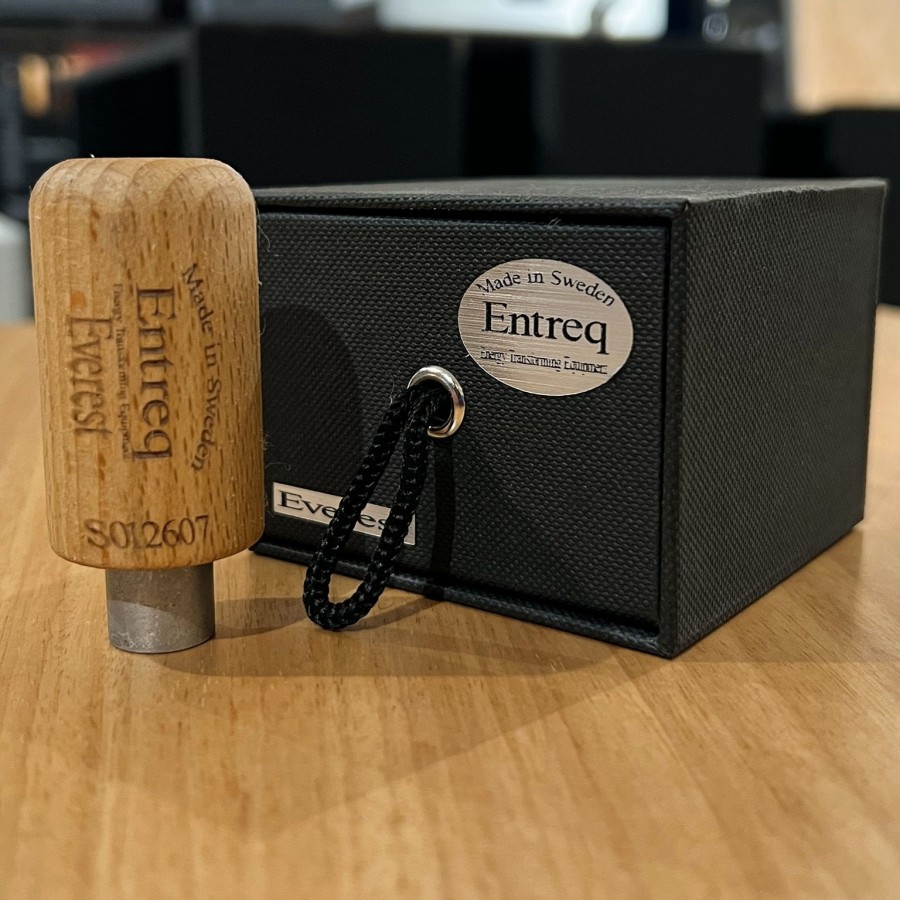 Entreq-Entreq Everest-00