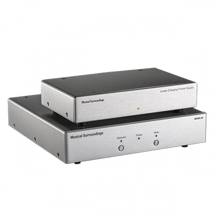Musical Surroundings NOVA 3 silver avec alimentation externe linéaire