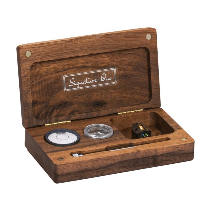 Charisma Audio Signature One