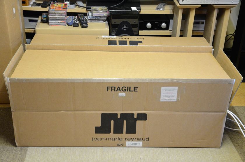 Et un carton actif: la boite à rodage ... (Enceintes JMR EMP2 inside) 