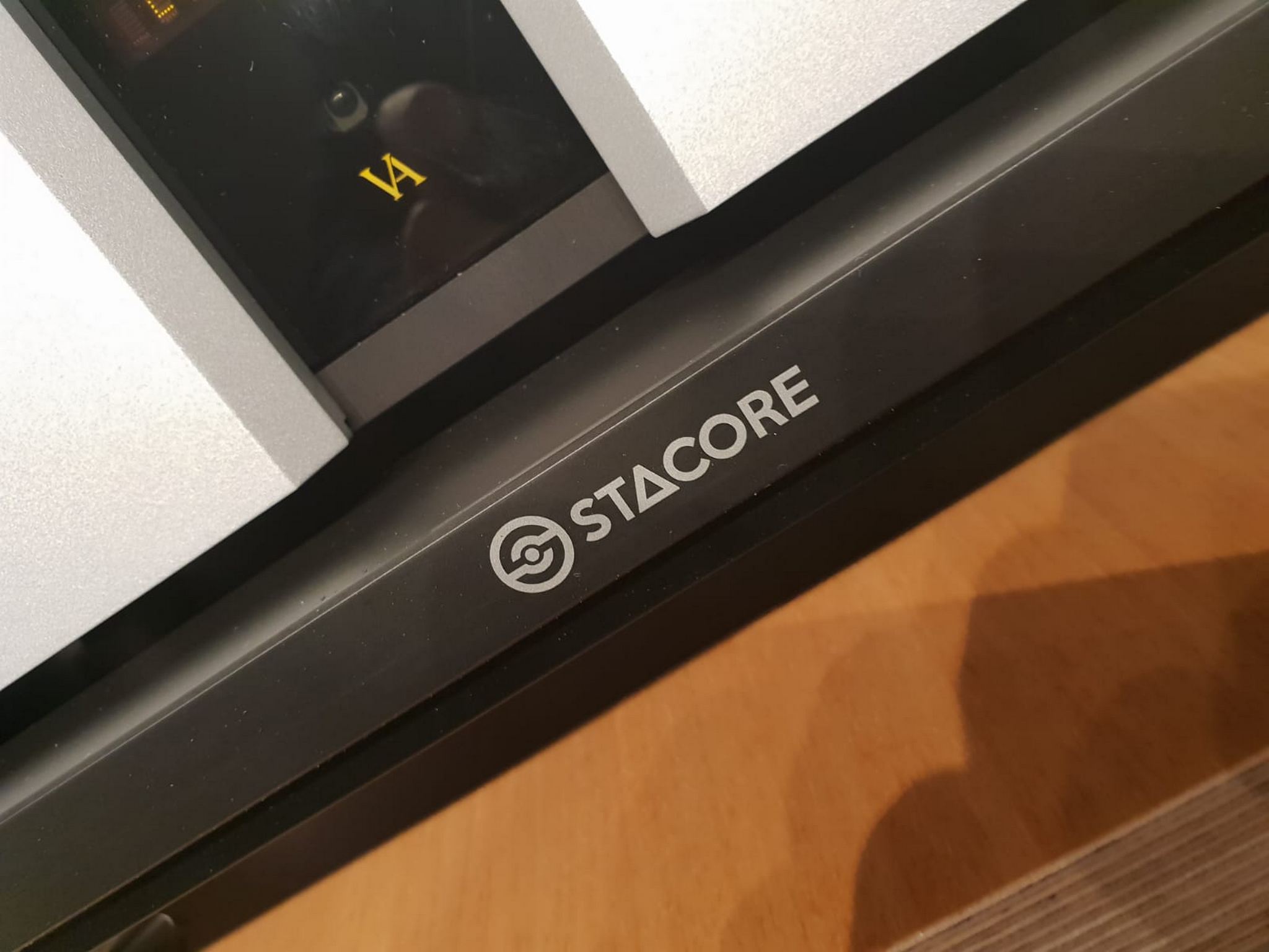 Stacore, Découplage tout en finesse.