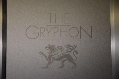 Opération reprises chez Gryphon