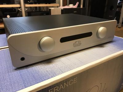 ATOLL IN 300 sur le pont: Enceintes et Musiques vous présente le dernier beau bébé des Normands