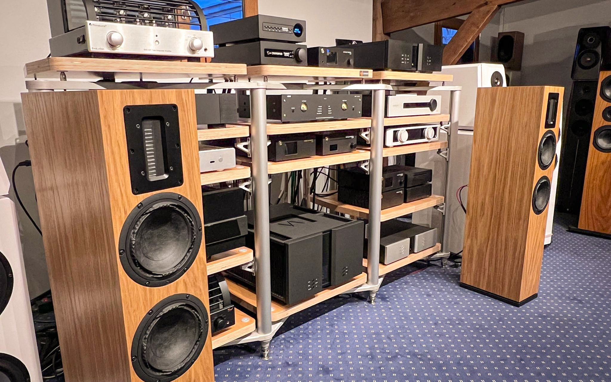 OePhi Immanence 2.5 loudspeaker