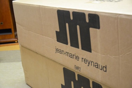 Enceintes Jean Marie Reynaud EMP2 en finition Rubber noir: une première mondiale, et c'est chez Enceintes et Musiques