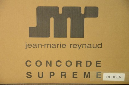 Encore des cartons, encore des enceintes JMR finition rubber noir