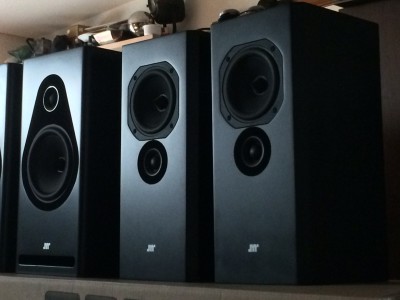 Ecoutes Hi-Fi: petit ou grand ? de la nécessité de la souplesse chez les revendeurs ...
