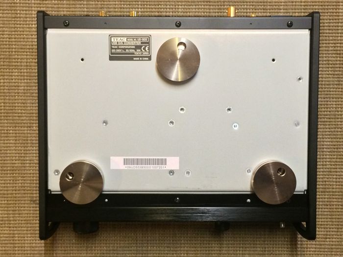 DAC-TEAC-UD-503-convertisseur-pre-ampli-casque-DSD-19.jpg