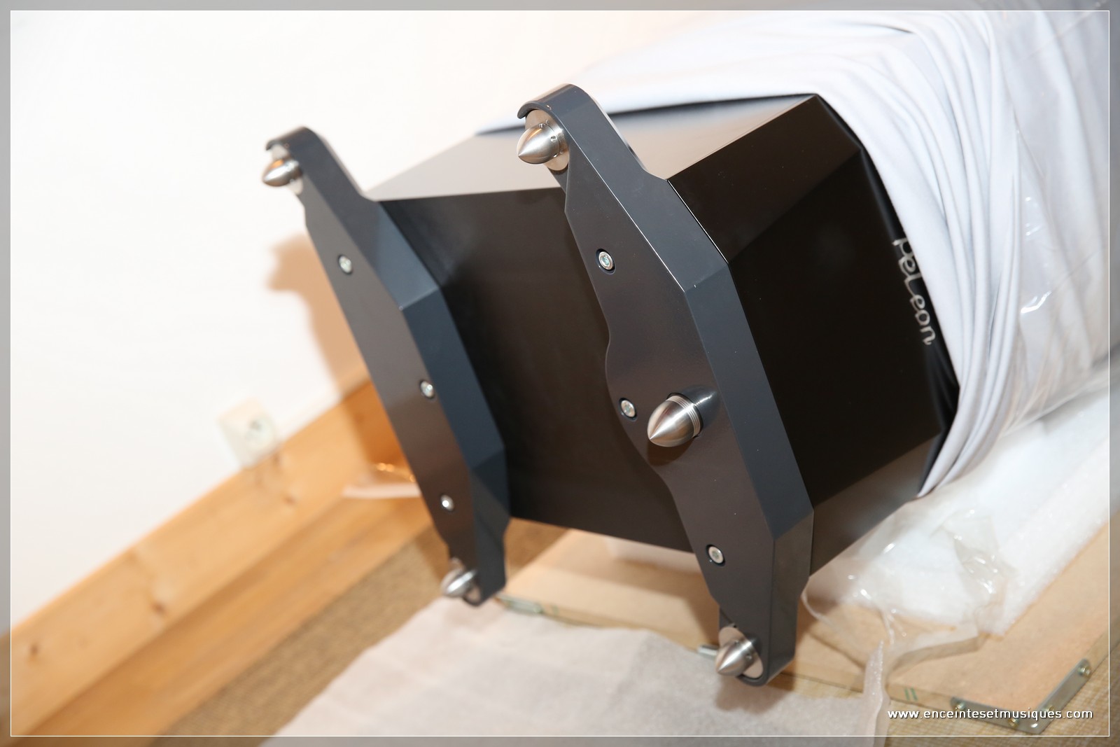 PEL_INTEGRALE_enceinte_colonne_16