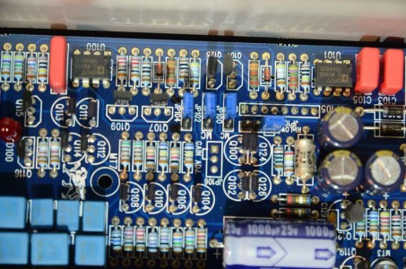 Carte phono Gryphon: installation d'une carte phono dans un amplificateur The Gryphon Diablo