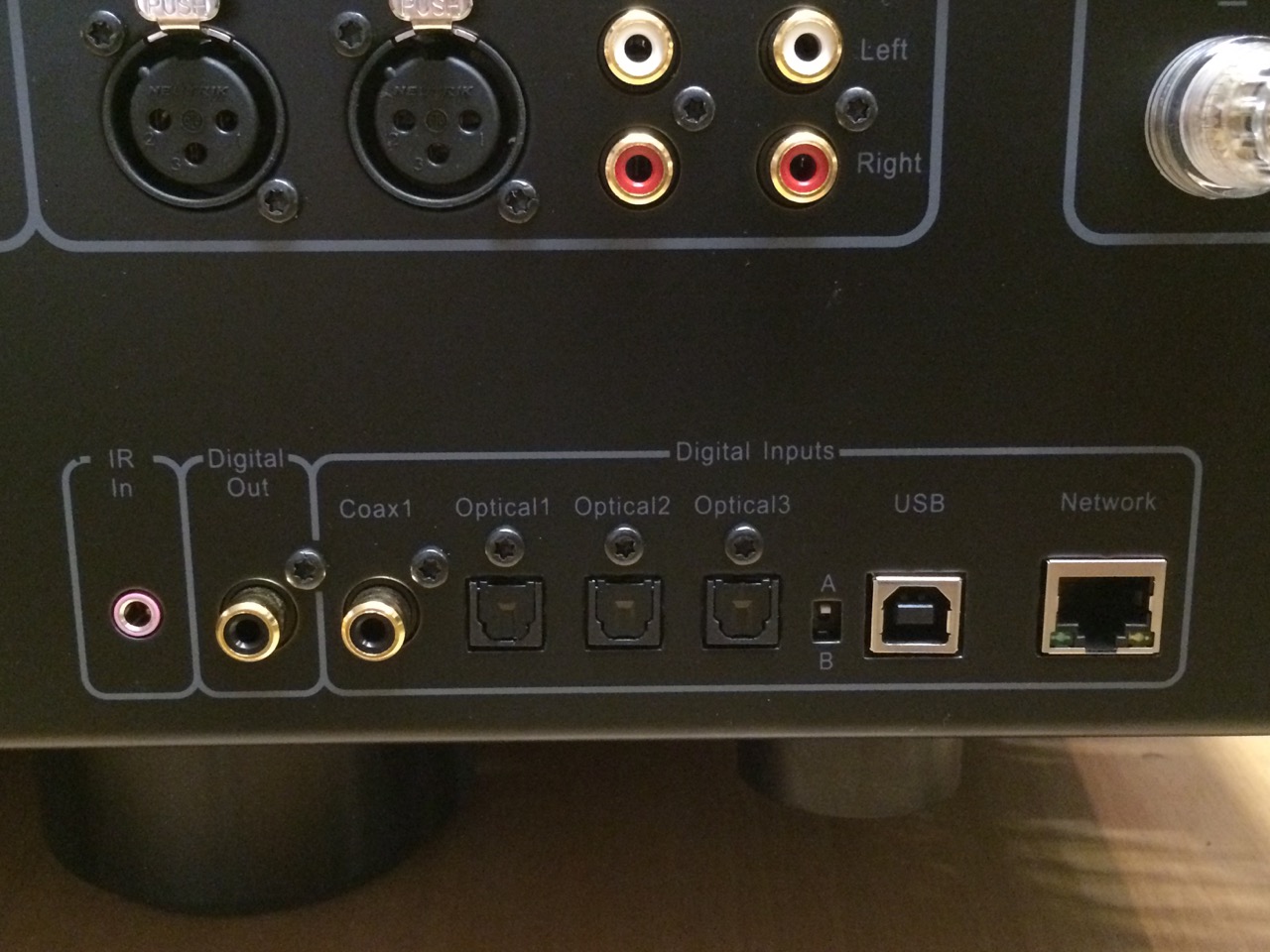 hegel-h360-amplificateur-dac-lecteur-reseau-14