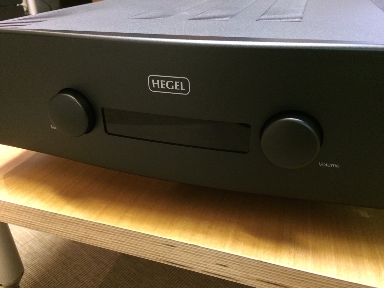 hegel-h360-amplificateur-dac-lecteur-reseau-17