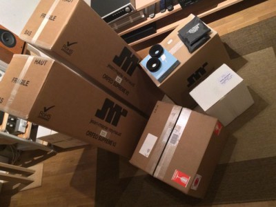 Arrivages: JMR, Grado, Audiomat, 3D Lab, cartons, électronique, acoustique, informatique, ... et on prépare activement les E&M Days