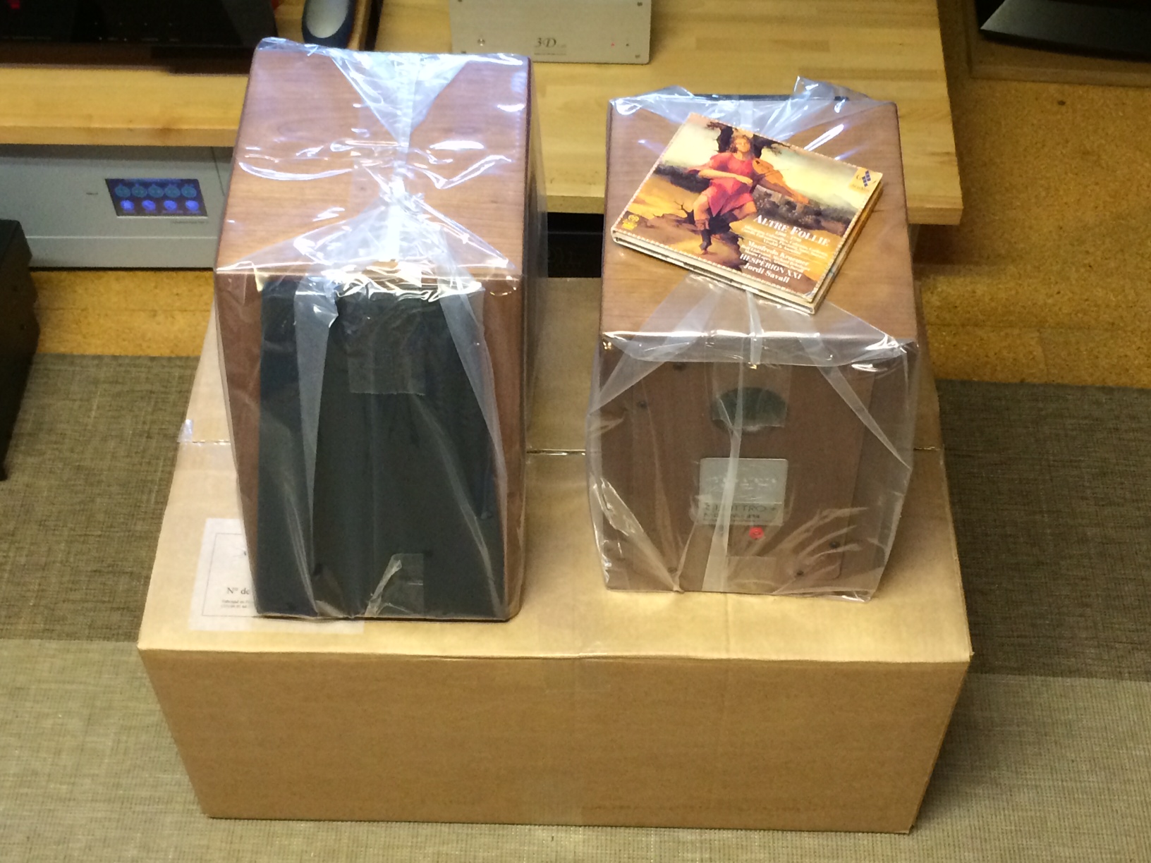 PEL-QUATTRO-+-enceinte-Pierre-Etienne-LEON-5